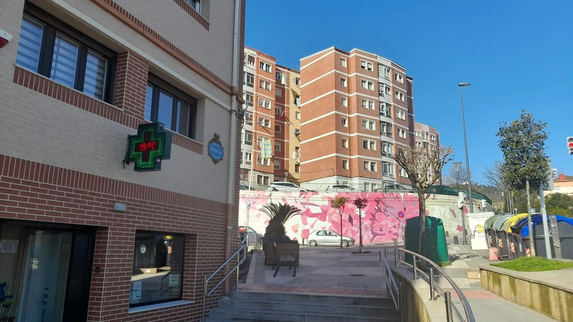 Calida Estancia Descubre La Ciudad Bilbao Spain